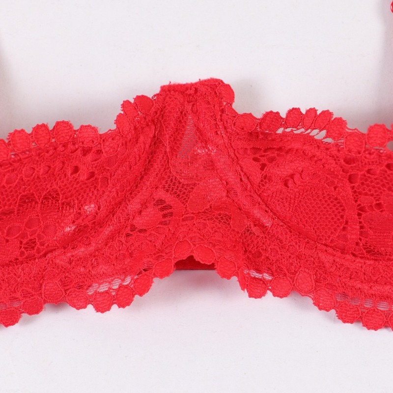 セクシーな女性用レースカットアウトランジェリーセット、いたず - Lace Bralette Set のレビューと価格