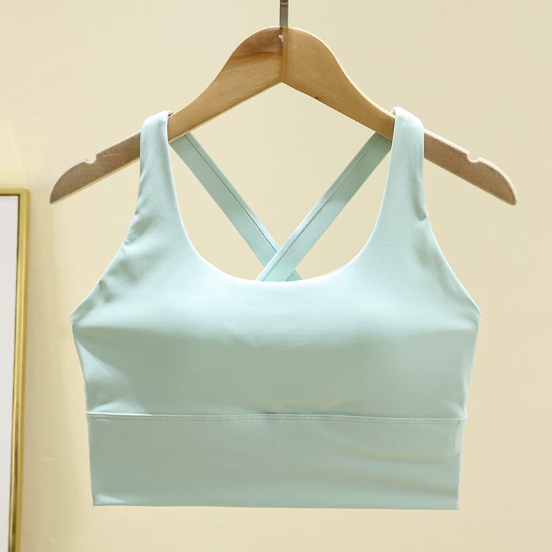 耐衝撃ランニング＆ヨガブラ – オールインワンカッププッシュ - Plunge Bra Push Up のレビューと価格